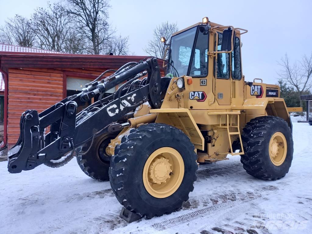 CAT IT 28 B Gumikerekes homlokrakodók