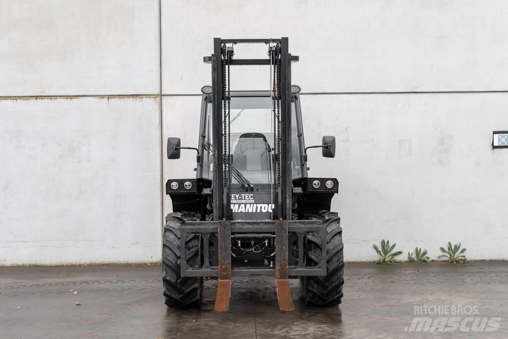 Manitou M 30-4 Dízel targoncák