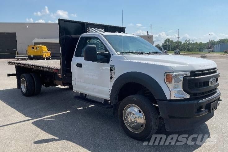 Ford F 550 XL SD Platós / Ponyvás teherautók