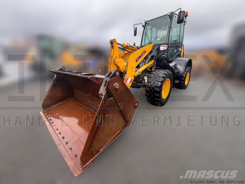 Komatsu WA 100M-8E0 Gumikerekes homlokrakodók