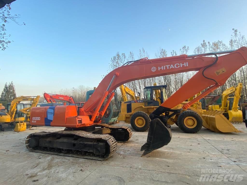 Hitachi EX 200-2 Lánctalpas kotrók