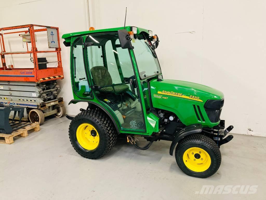 John Deere 2320 Kompakt traktorok