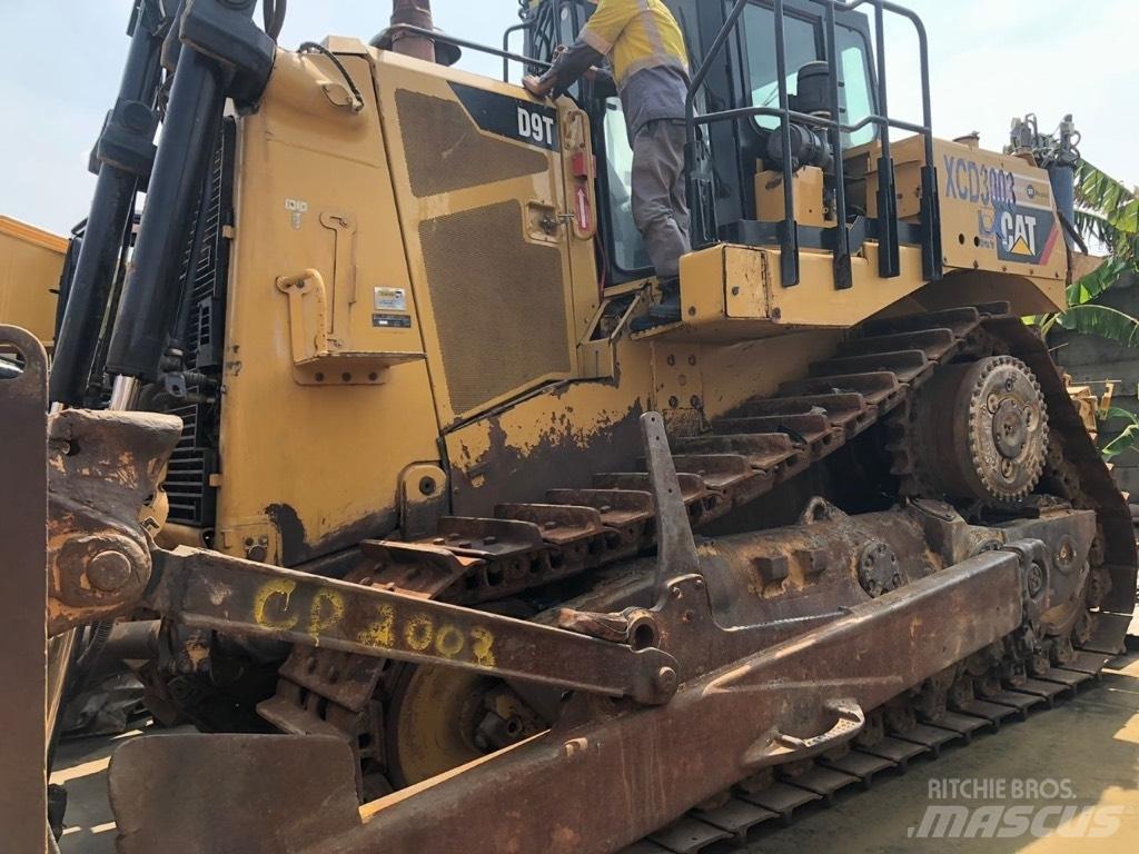 CAT D9T lánctalpas dózerek