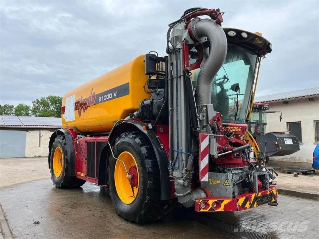 Vredo VT7028-2 Poranyag tartályos