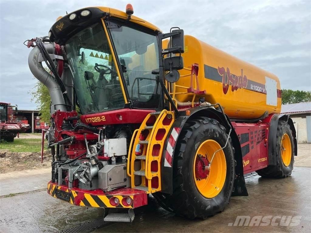 Vredo VT7028-2 Poranyag tartályos