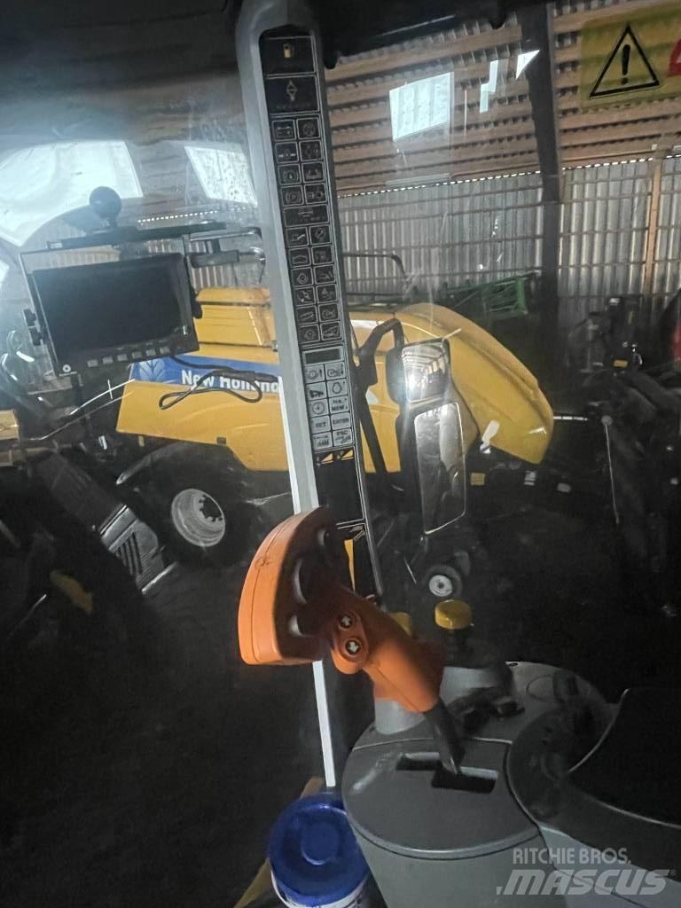 New Holland CS660 Kombájnok