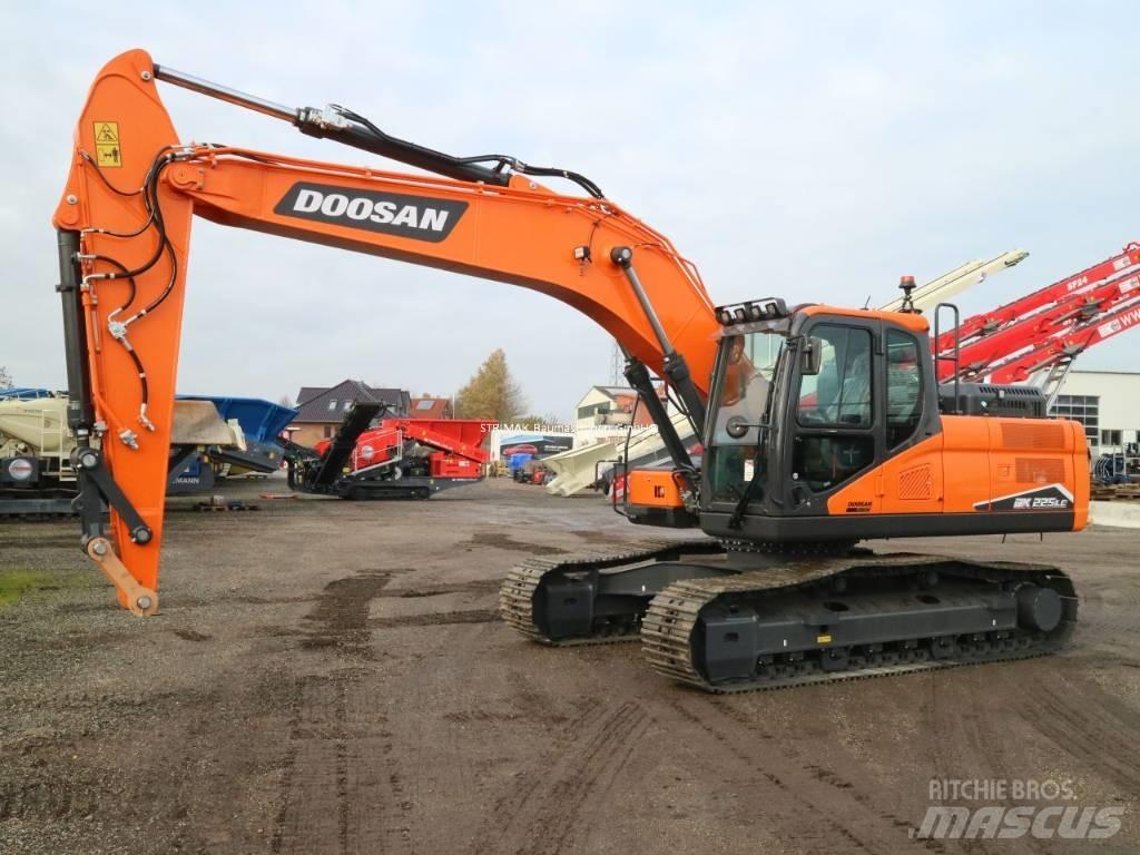 Doosan DX 225 LC-7 Lánctalpas kotrók