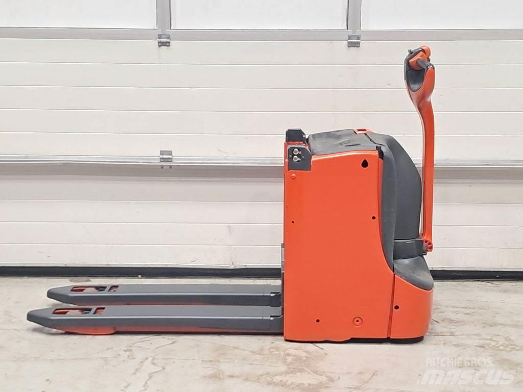 Linde T16L Alacsony emelőkocsi