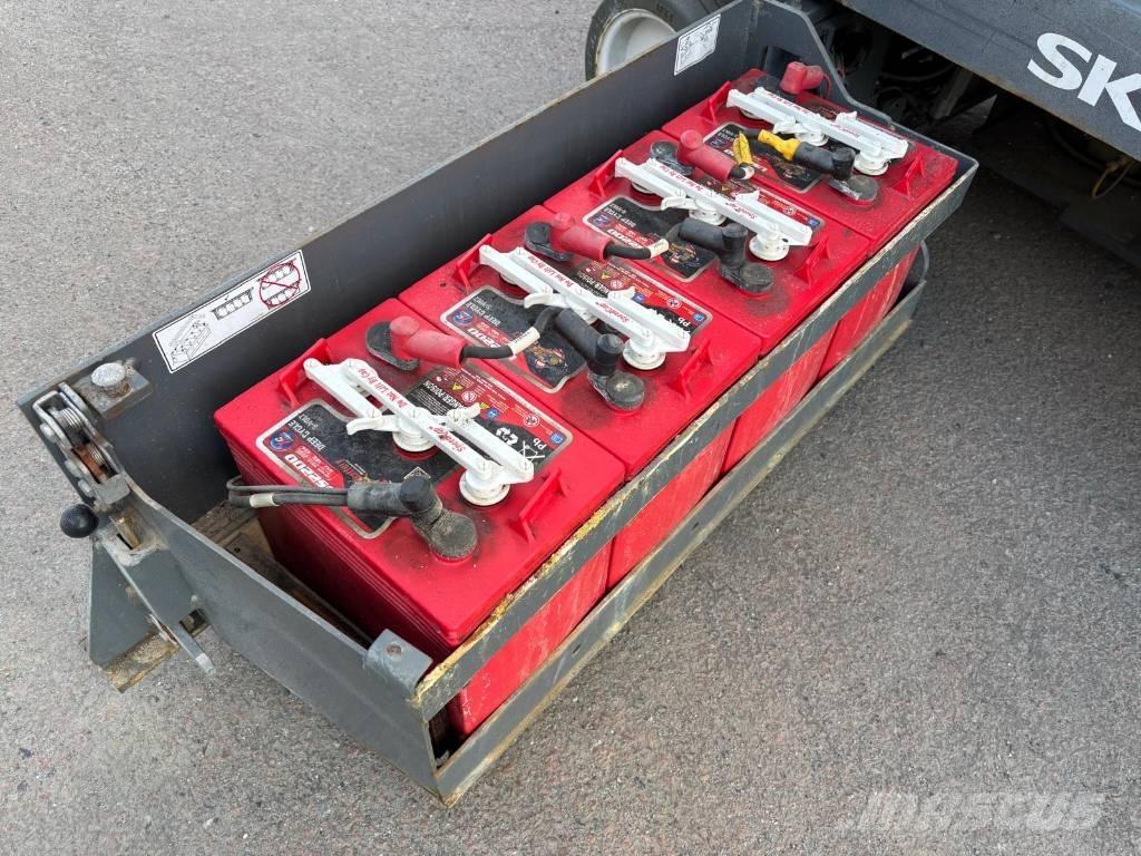 SkyJack SJ III 3219 Ollós emelők
