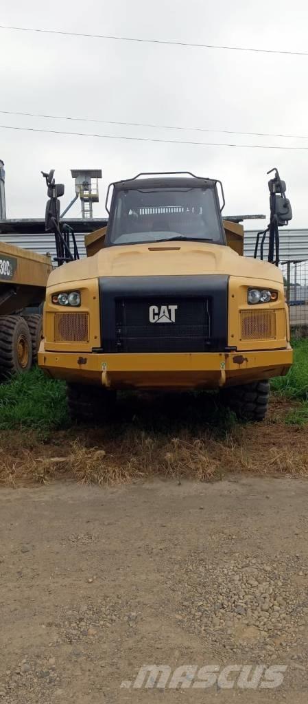 CAT 730 C 2 Csuklósdömperek