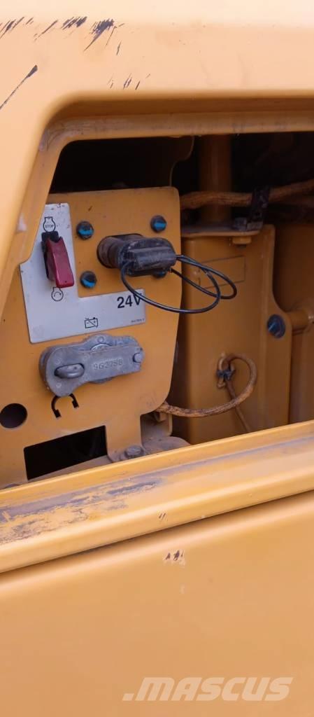 CAT 730 C 2 Csuklósdömperek