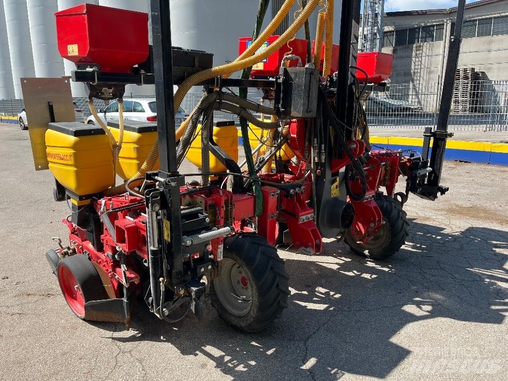 MaterMacc MS 8130 Precíziós vetőgépek