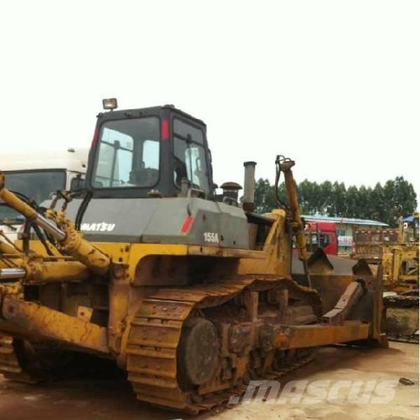 Komatsu d155a-3 lánctalpas dózerek