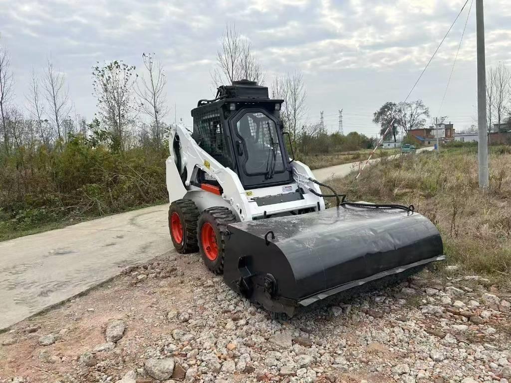 Bobcat S 185 Kompaktrakodók