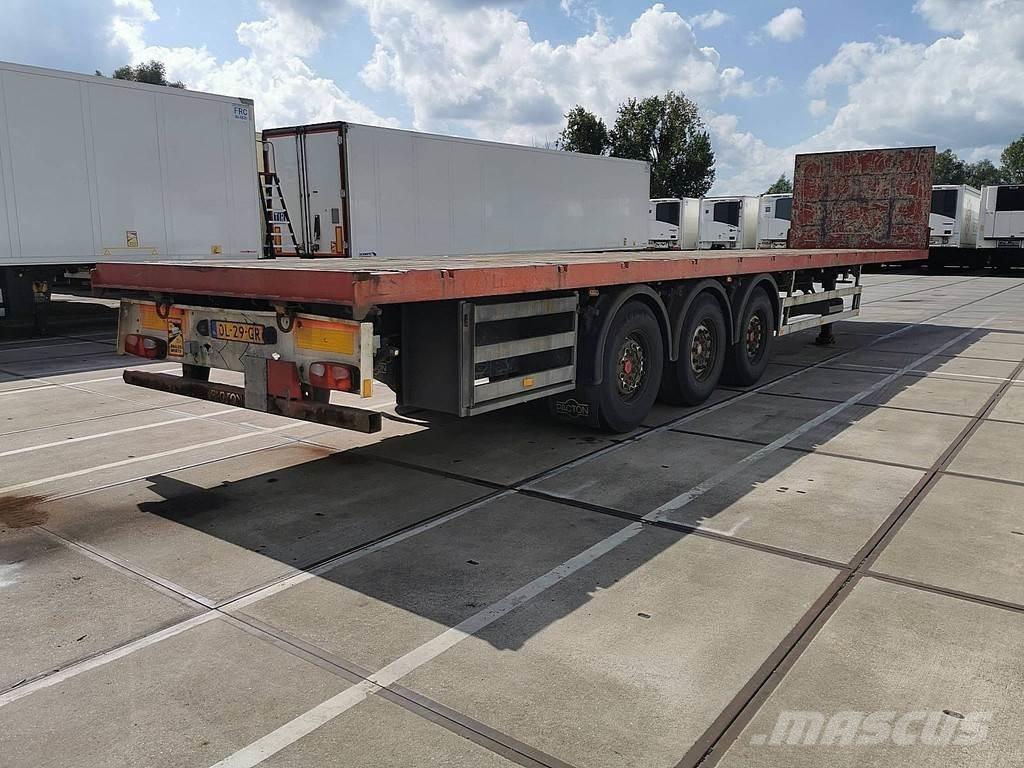 Pacton TXD.3 Platós / Ponyvás félpótkocsik