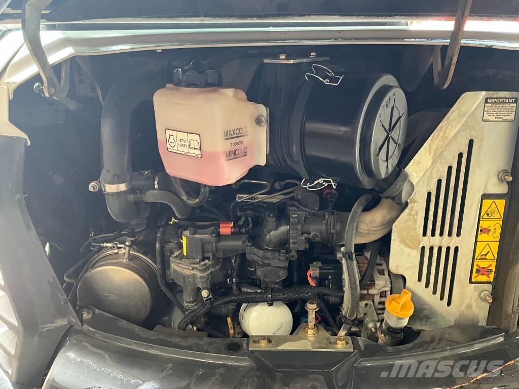 Bobcat E 50z Mini kotrók < 7t