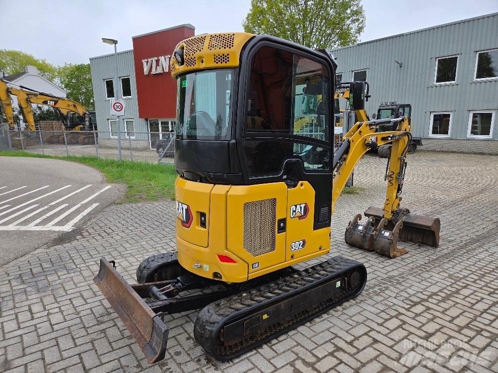 CAT 302CR Mini kotrók < 7t