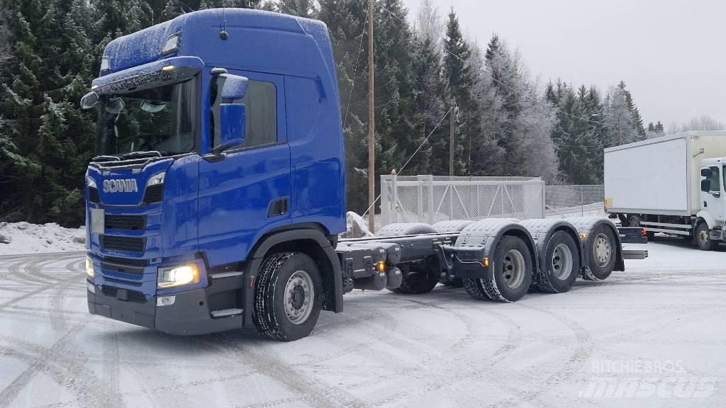 Scania R 560 8X4 ADR Fülkés alváz