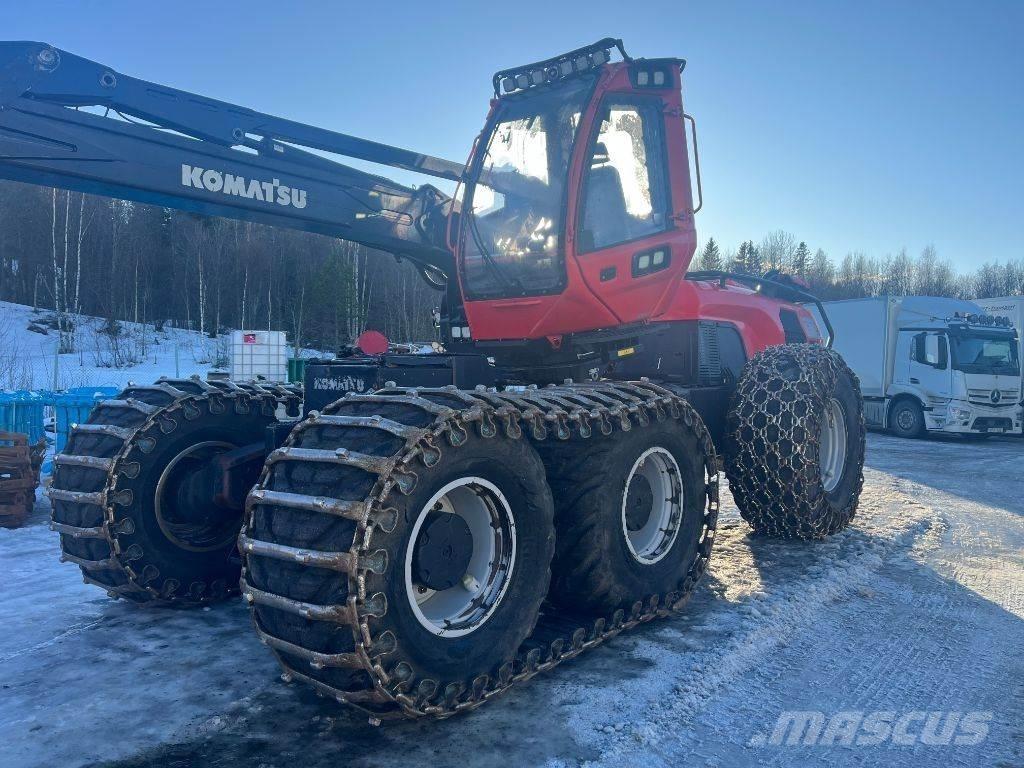 Komatsu 951 Betakarítók