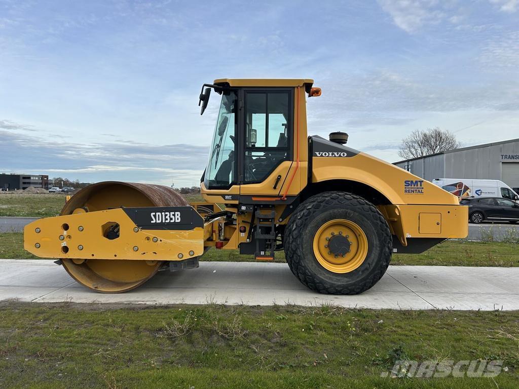 Volvo SD135B Egydobos hengerek