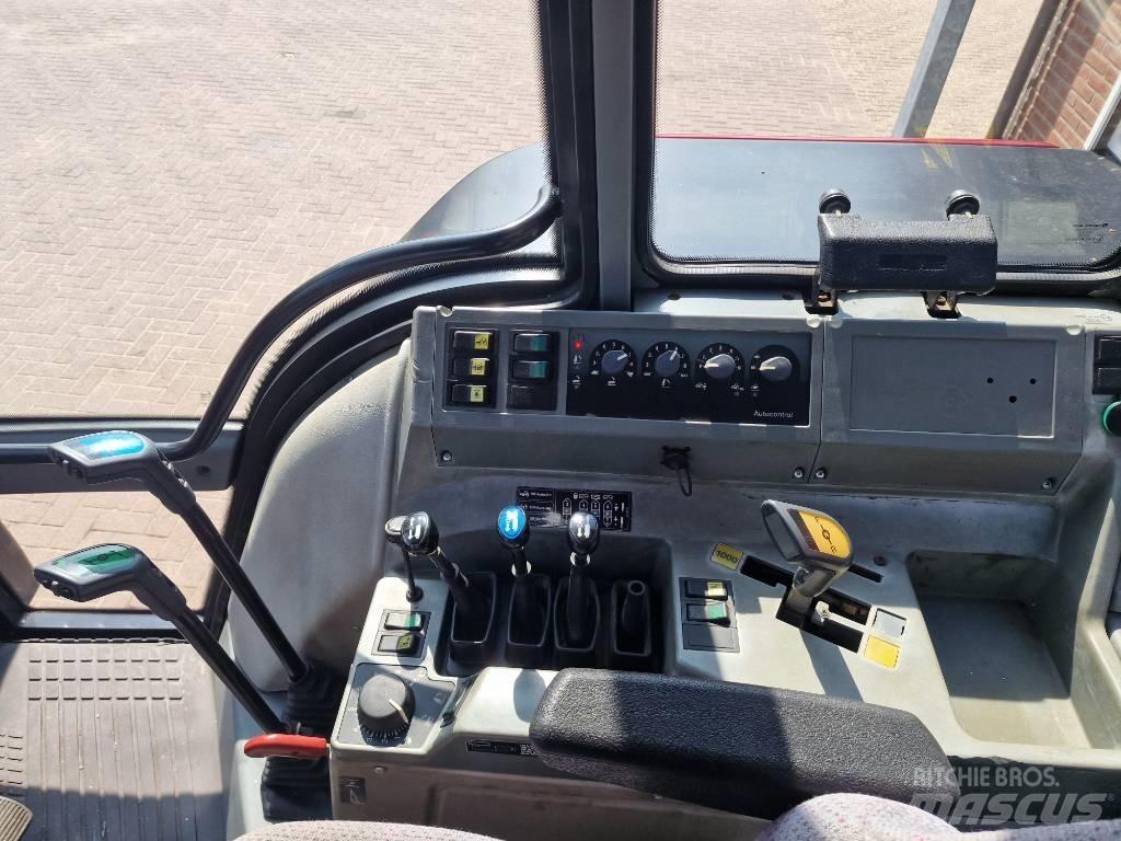 Valtra 8950 Traktorok