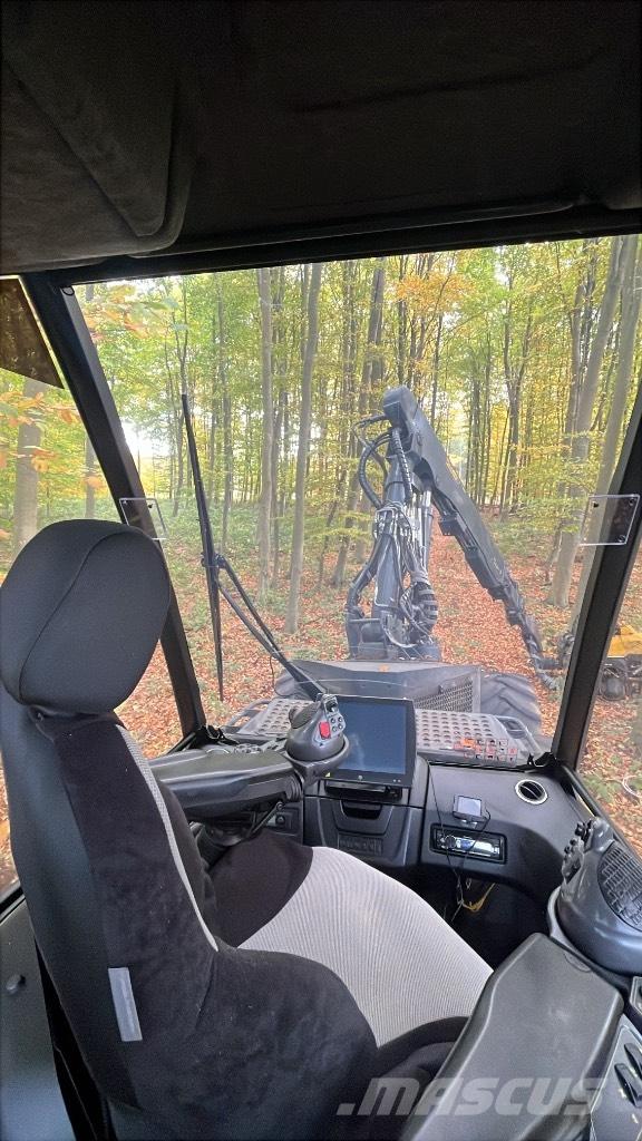 Ponsse Ergo 8W Betakarítók