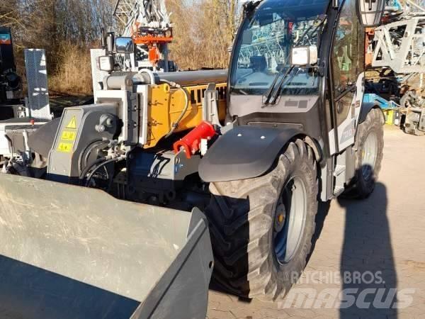 Liebherr T 33-10 Teleszkópos rakodók