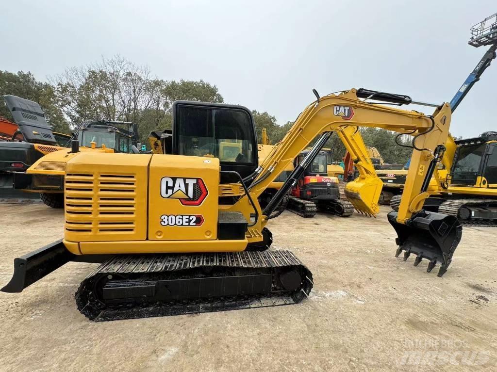 CAT 306E Mini kotrók < 7t