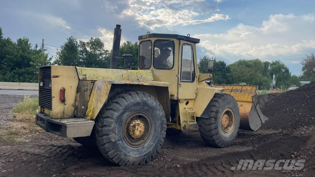 Hanomag 55D Gumikerekes homlokrakodók