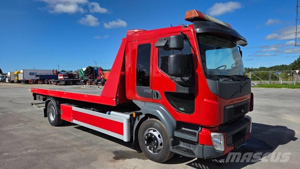 Volvo FL 250 4X2 Platós/Csörlős teherautók