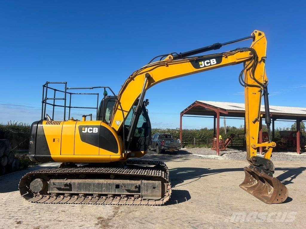 JCB JS 130 LC Lánctalpas kotrók
