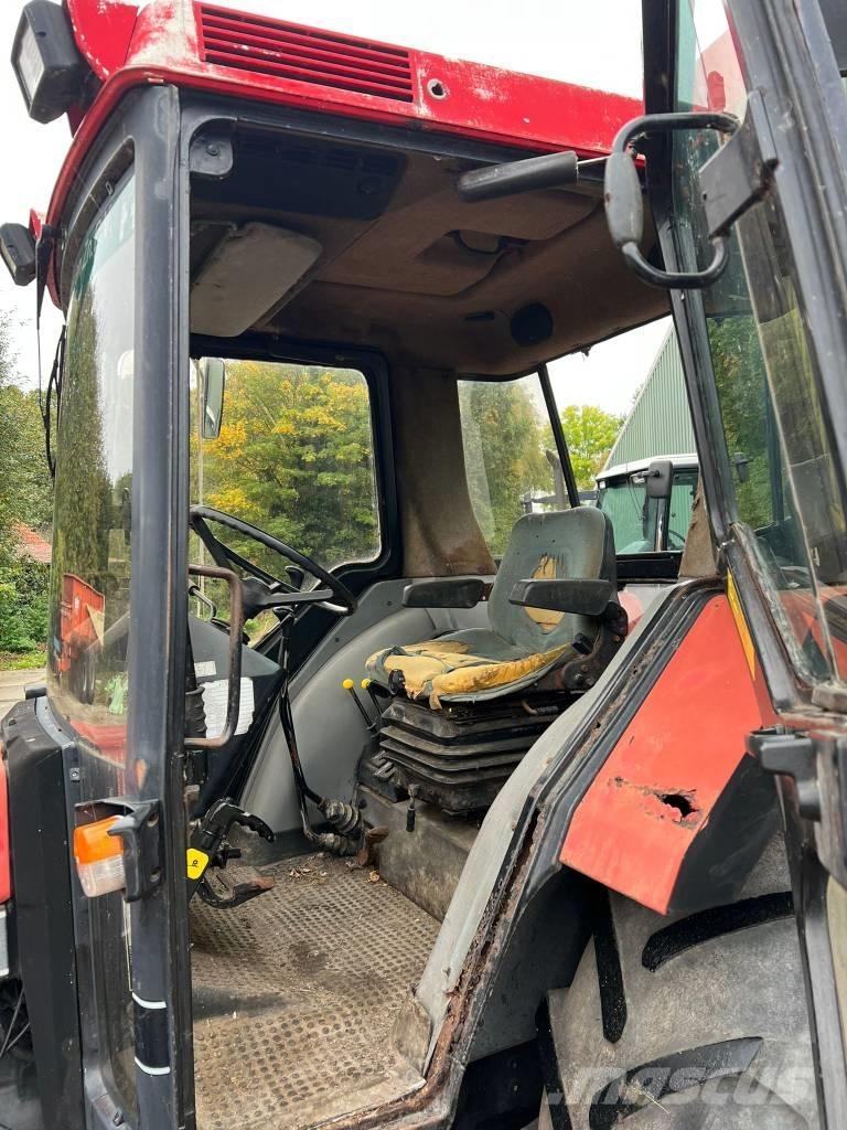 Case IH 745 XL Traktorok