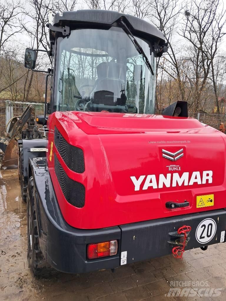 Yanmar V 80 Gumikerekes homlokrakodók
