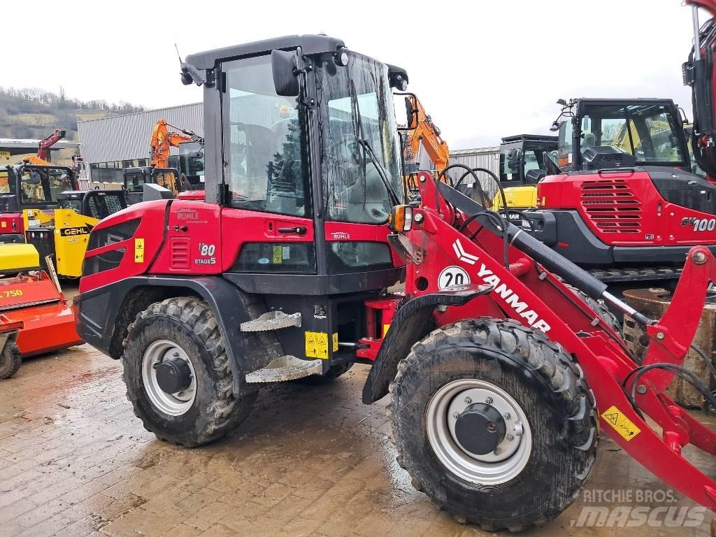 Yanmar V 80 Gumikerekes homlokrakodók