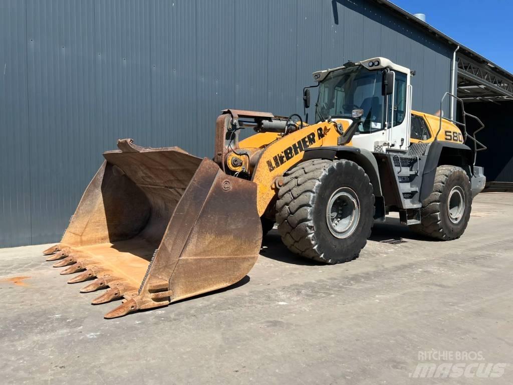 Liebherr L580 Gumikerekes homlokrakodók