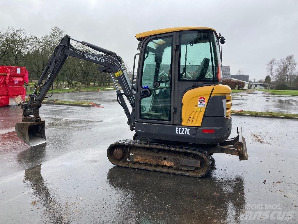Volvo Ec27 Mini kotrók < 7t