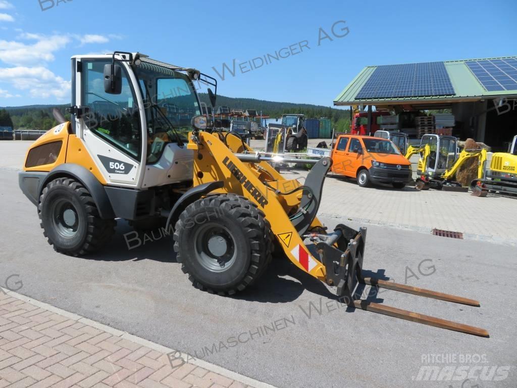 Liebherr L 506 Gumikerekes homlokrakodók