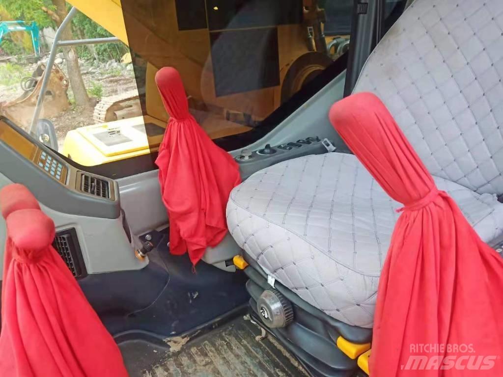 Komatsu PC 450-7 Lánctalpas kotrók