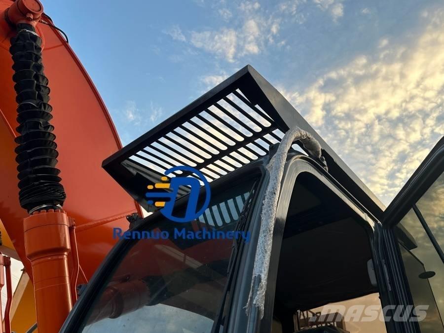 Hitachi ZX 240 Lánctalpas kotrók