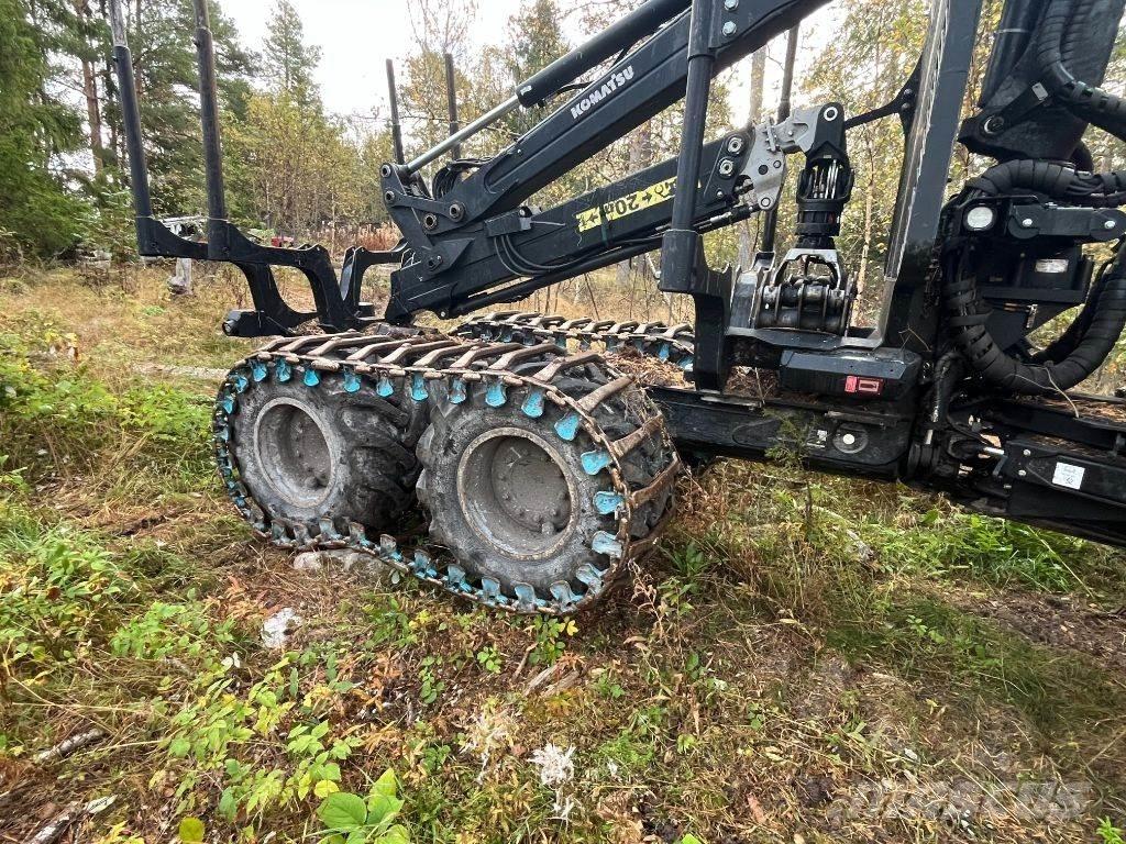 Komatsu 835 Kihordók