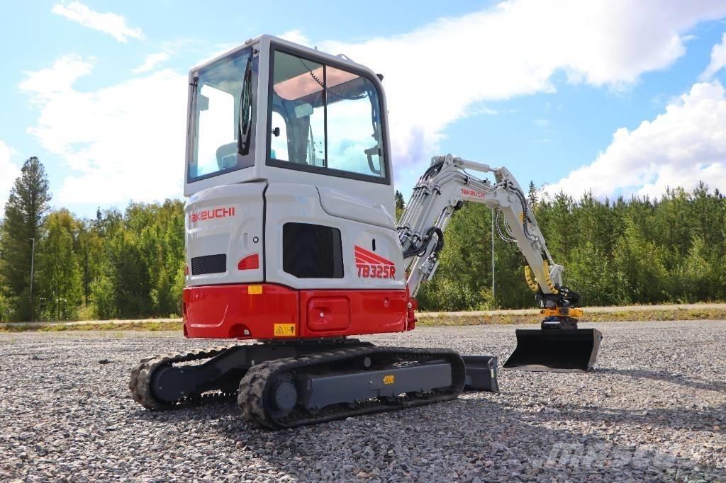 Takeuchi TB325R Mini kotrók < 7t