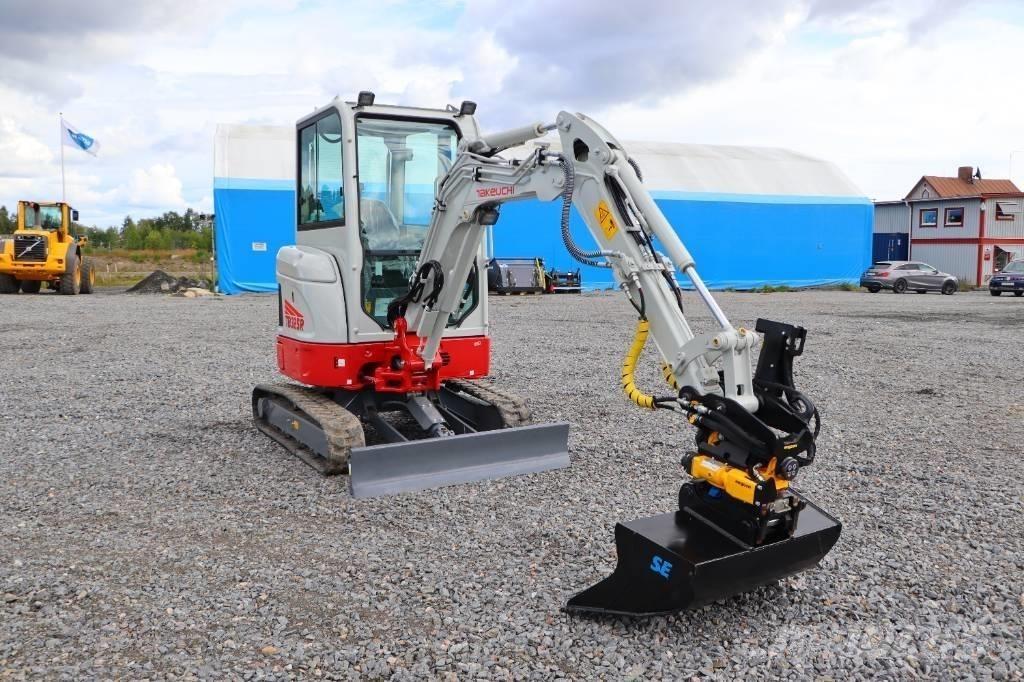 Takeuchi TB325R Mini kotrók < 7t