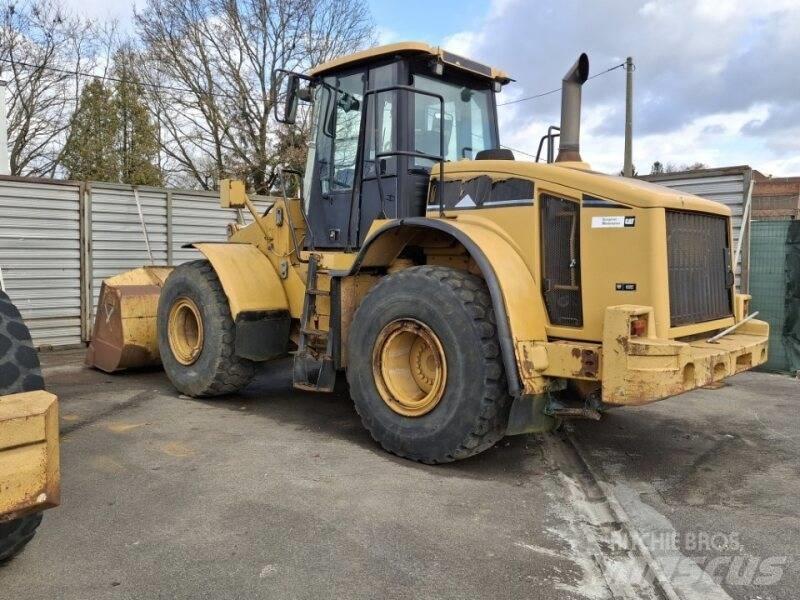 CAT 950H Gumikerekes homlokrakodók