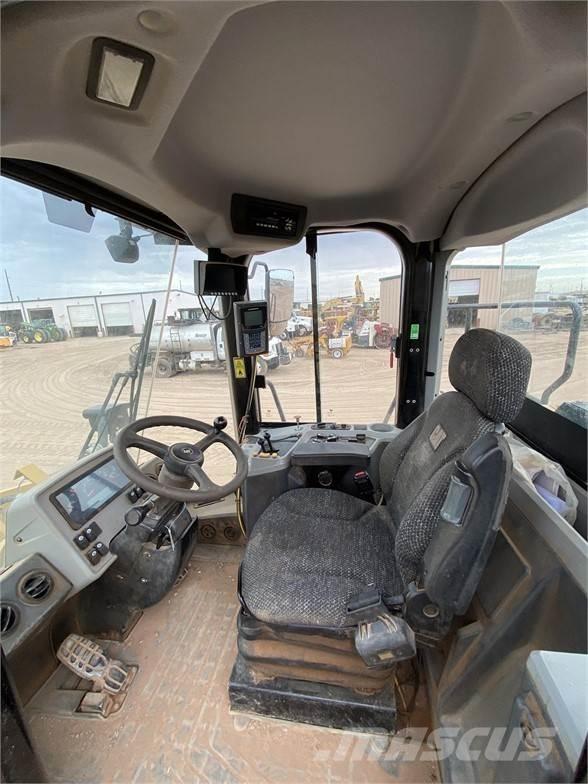 CAT 950GC Gumikerekes homlokrakodók