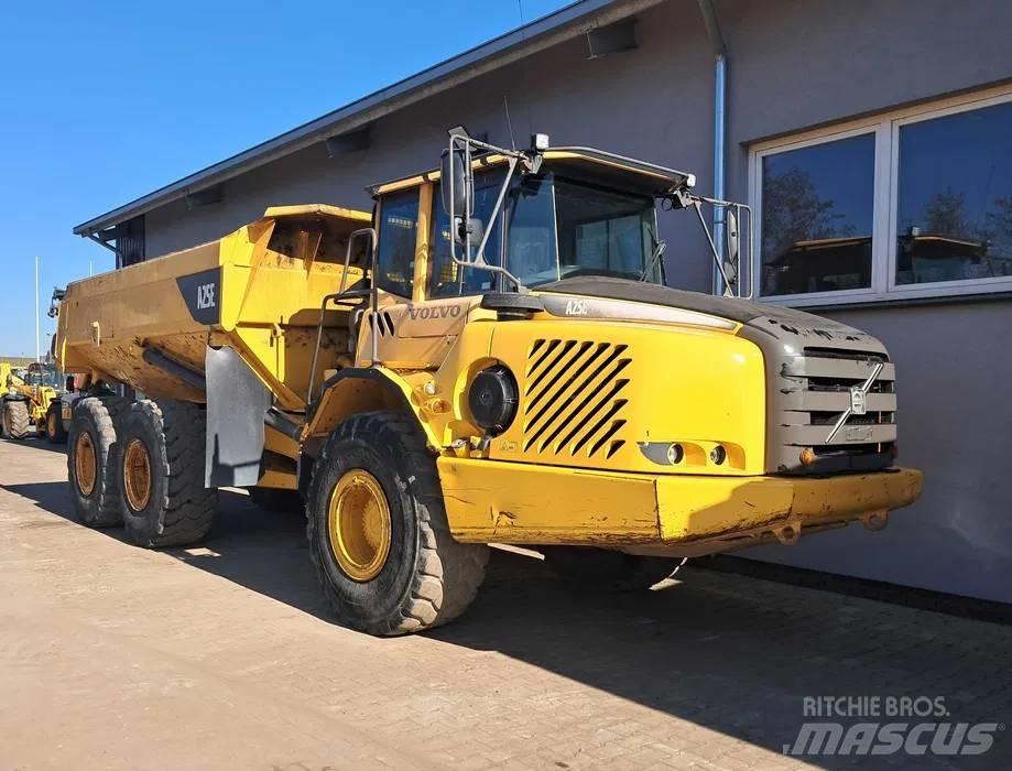 Volvo A 25 E Csuklósdömperek