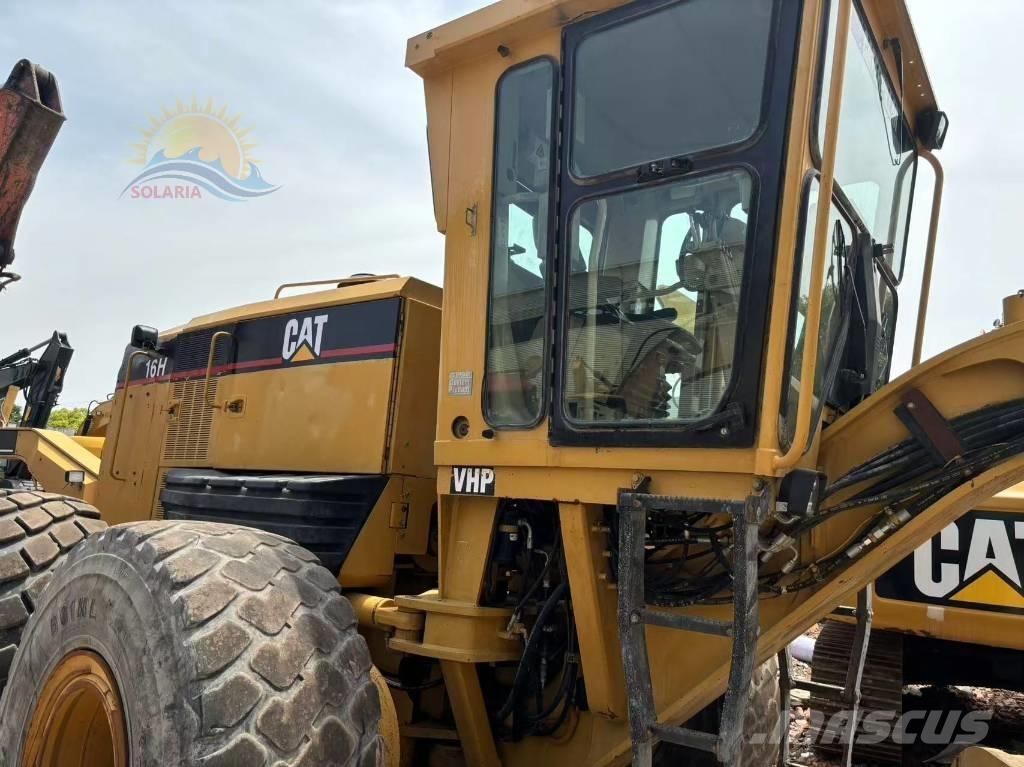 CAT 16 H Gréderek