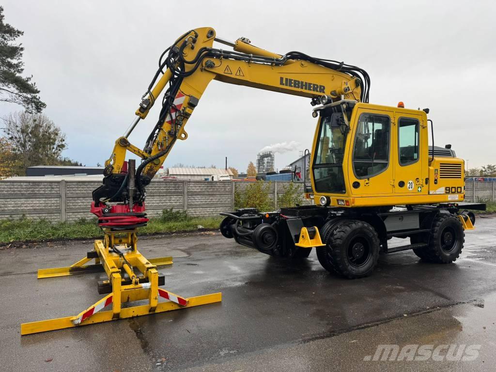 Liebherr A 900 C ZW Gumikerekes kotrók