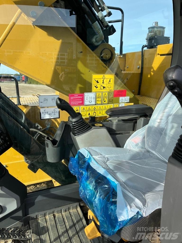 CAT 325 Lánctalpas kotrók