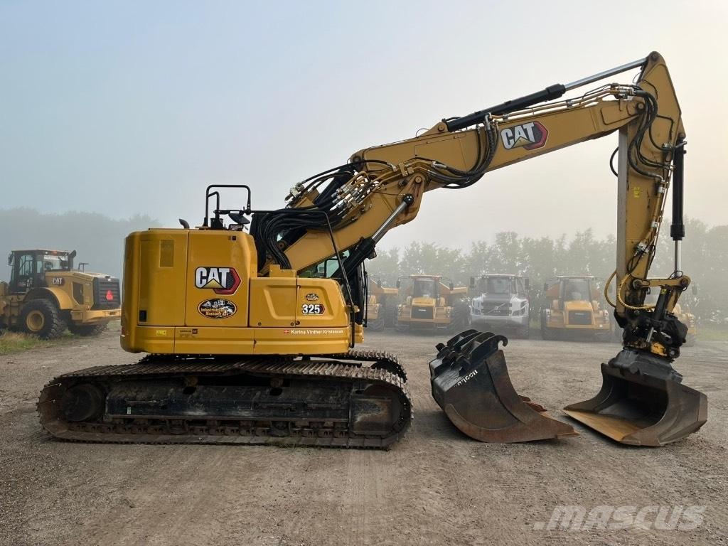 CAT 325 Lánctalpas kotrók