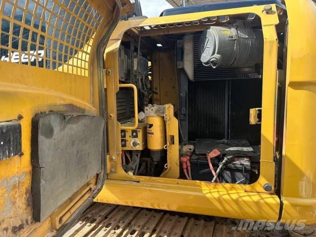 CAT 312 D Lánctalpas kotrók